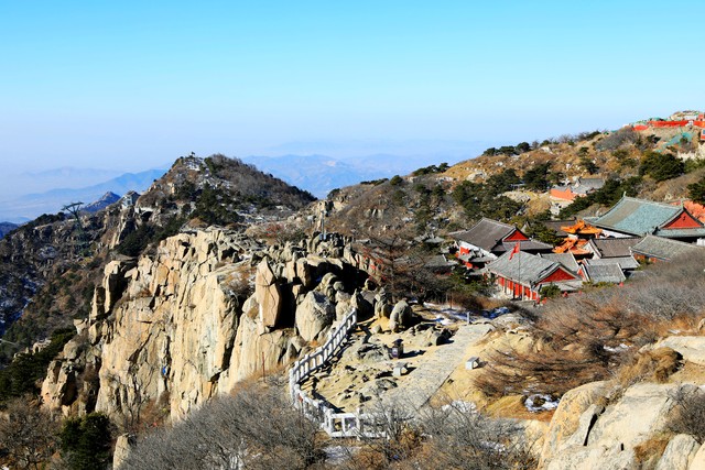 Mount Tai Travel Guide: Enjoying the Beautiful Scenery