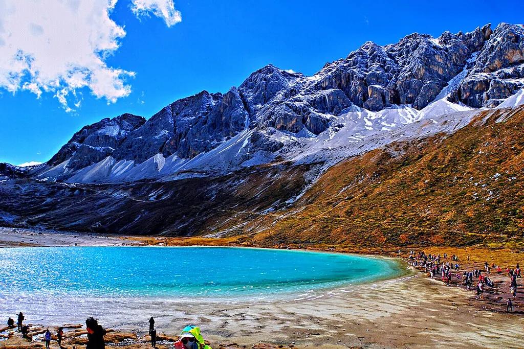 Sichuan Travel Itinerary: 7-Day Sichuan Travel Guide and Beautiful Scenery