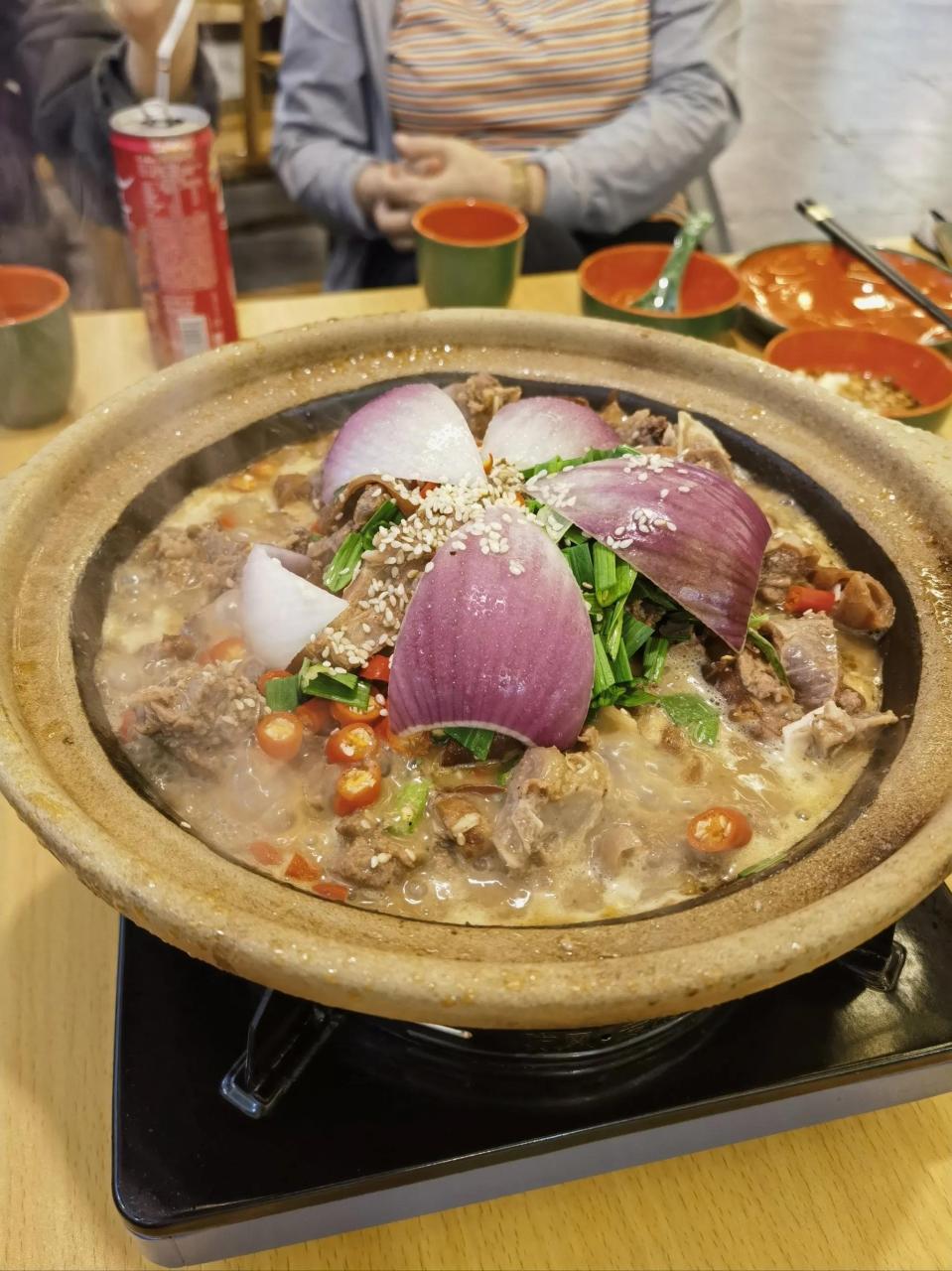 tropical paradise: 10 Must-Eat Dishes in Hainan!