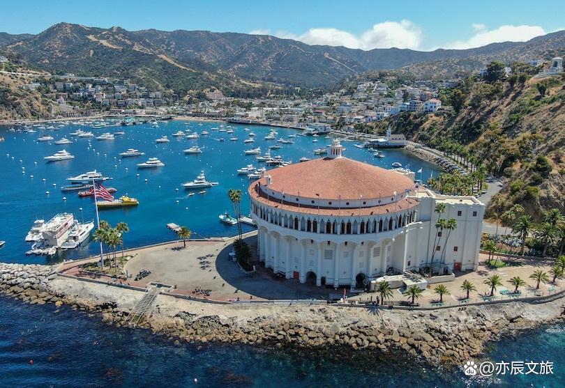 Top places to visit in USA：America's 23 most beautiful islands