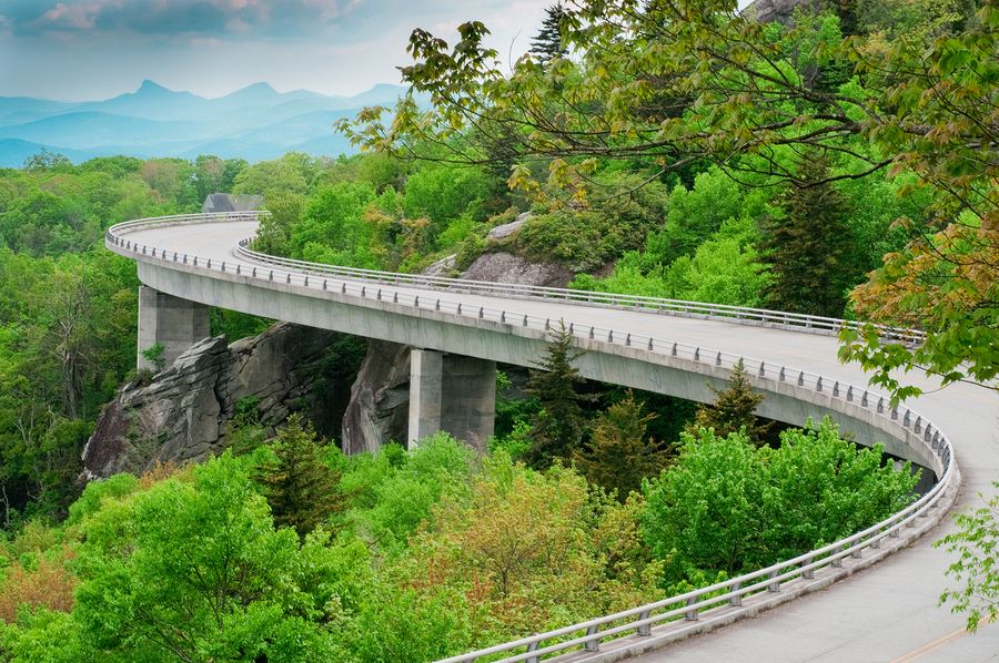 Places to visit in America: The 10 Most Breathtakingly Beautiful Road Trips in America