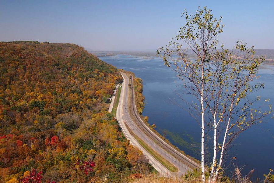 Places to visit in America: The 10 Most Breathtakingly Beautiful Road Trips in America