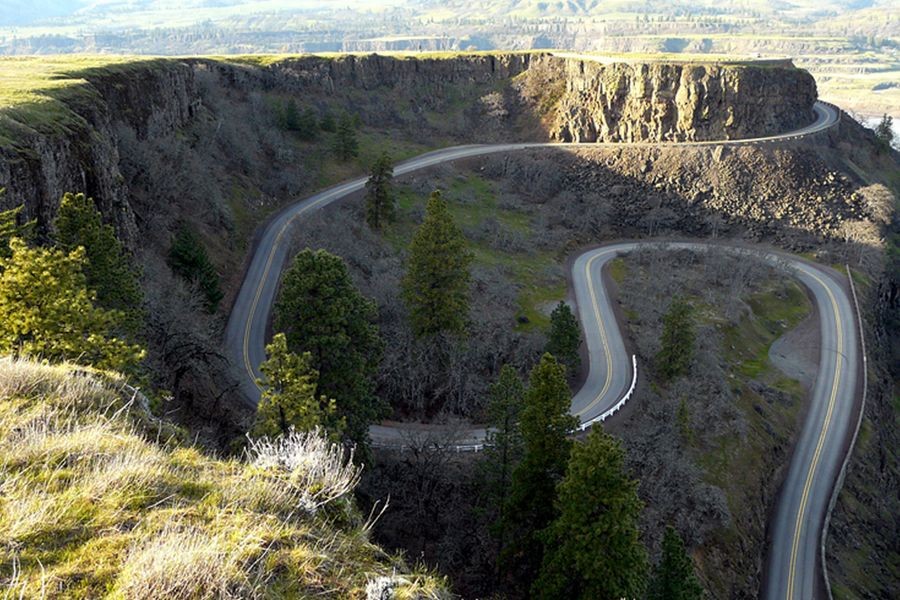 Places to visit in America: The 10 Most Breathtakingly Beautiful Road Trips in America